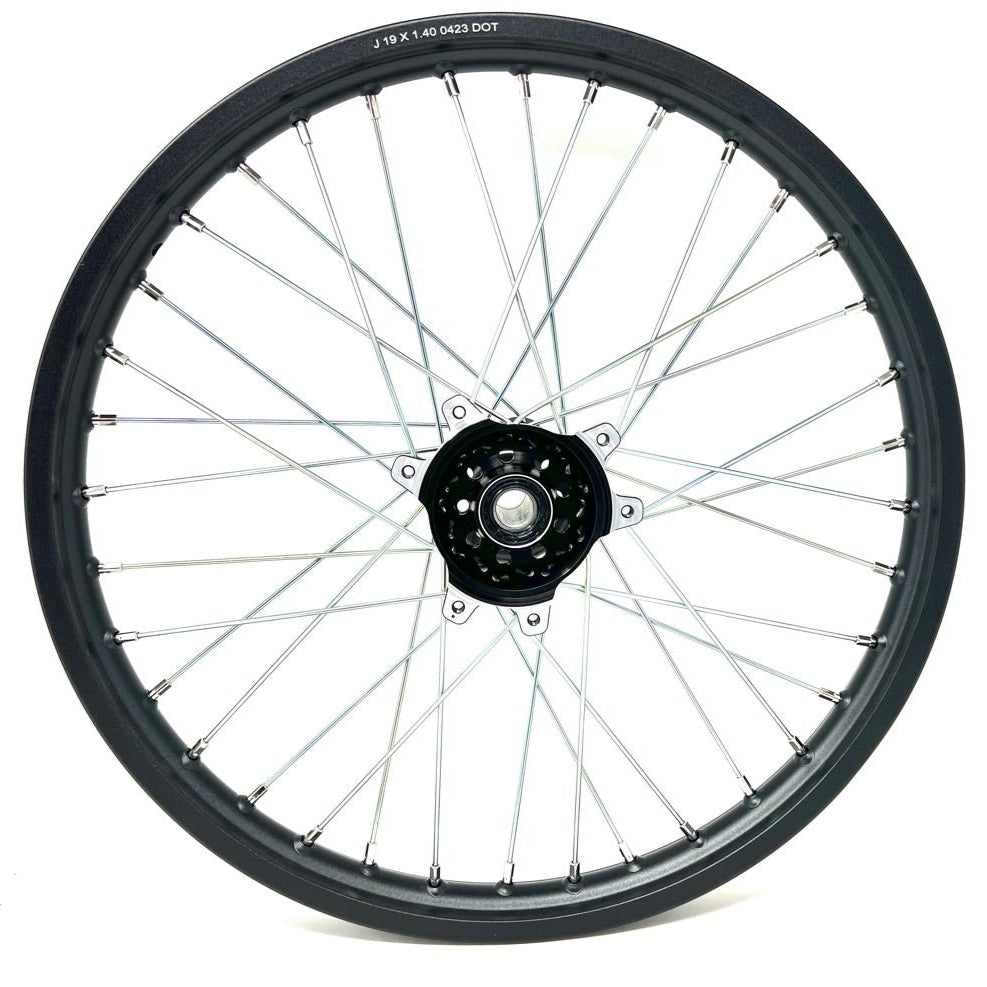 ultra-bee-19-front-wheel-assembly-142198.jpg